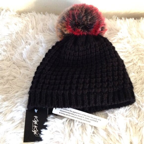 Kyi Kyi Canada Classic Faux Fur Pompom Beanie main image 4